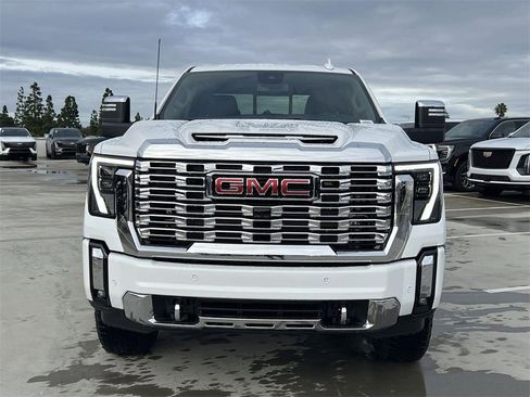 New 2026 GMC Sierra 3500 Denali image 8