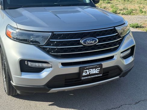 Used 2024 Ford Explorer XLT w/ Equipment Group 202A AWD/4WD image 5