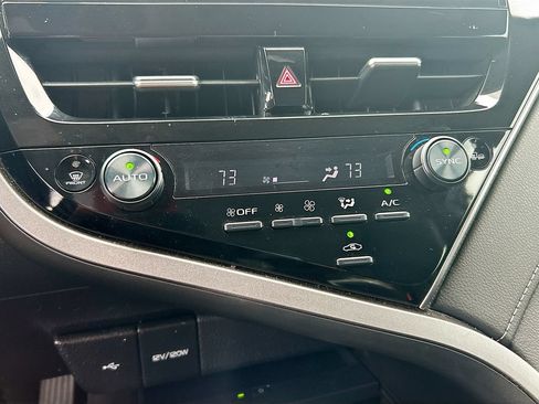 Used 2024 Toyota Camry XSE FWD image 30