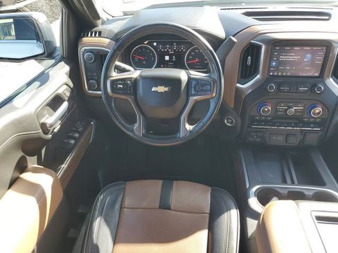 Used 2020 Chevrolet Silverado 1500 High Country w/ Technology Package image 20