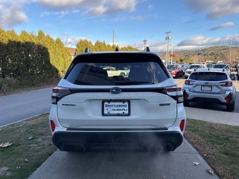 New 2025 Subaru Forester Limited image 5