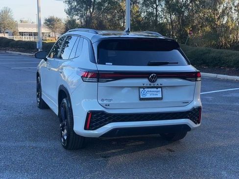 New 2026 Volkswagen Tiguan SE R-Line image 7