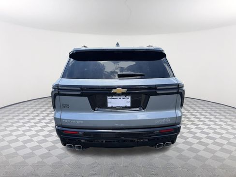 New 2026 Chevrolet Traverse High Country FWD image 6