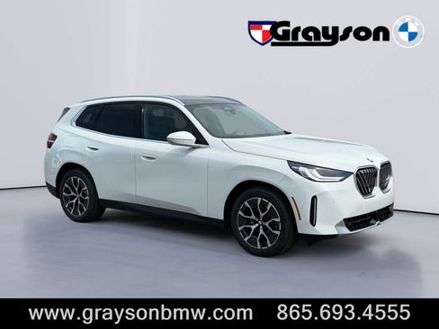New 2026 BMW X3 xDrive30i w/ Premium Package AWD/4WD image 1