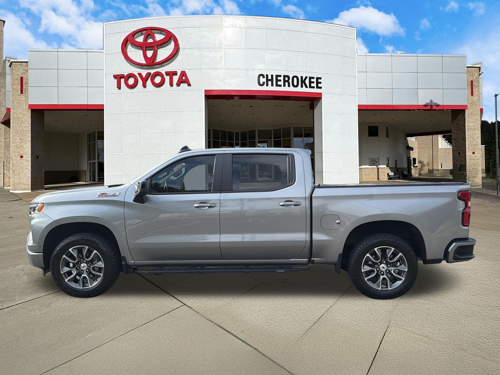 Used 2025 Chevrolet Silverado 1500 RST AWD/4WD image 8