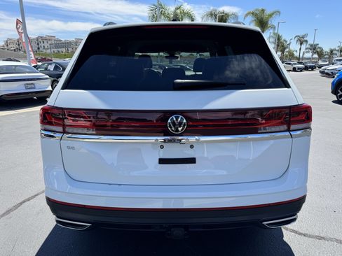 Used 2024 Volkswagen Atlas SE FWD image 9