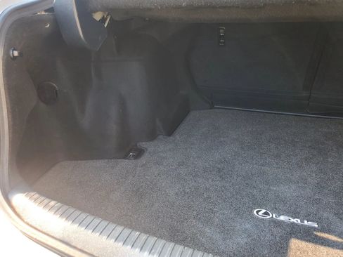 Used 2016 Lexus IS 200t RWD image 33