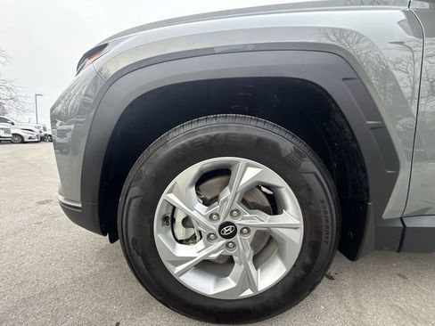 Certified 2024 Hyundai Tucson SE image 10