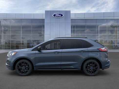 New 2024 Ford Edge SE w/ Black Appearance Package image 3
