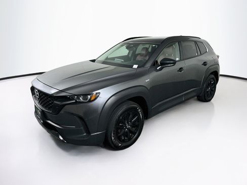 Used 2025 MAZDA CX-50 AWD 2.5 Hybrid w/ Premium Pkg image 3