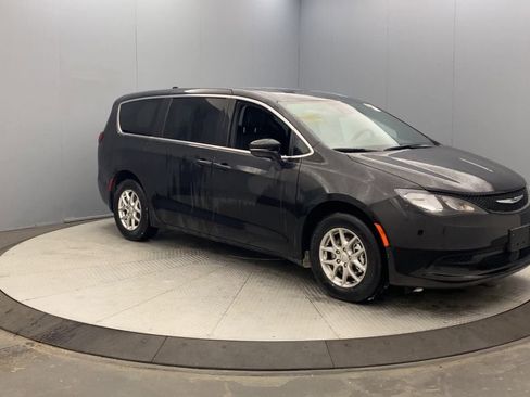 New 2026 Chrysler Voyager LX FWD image 7