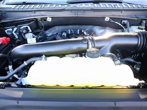 New 2025 Ford Expedition Platinum image 22