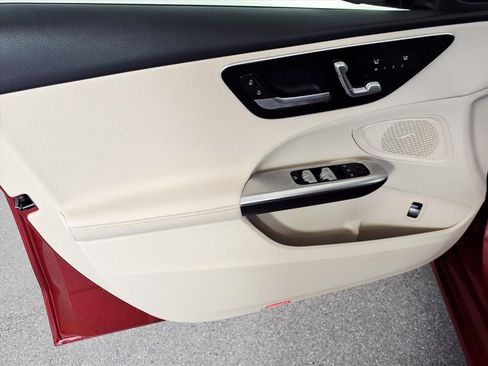 Used 2022 Mercedes-Benz C 300 4MATIC Sedan image 15