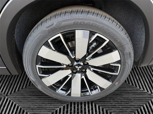 New 2026 Mitsubishi Outlander SE image 35