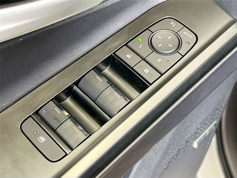 New 2026 Subaru Solterra Limited XT image 20