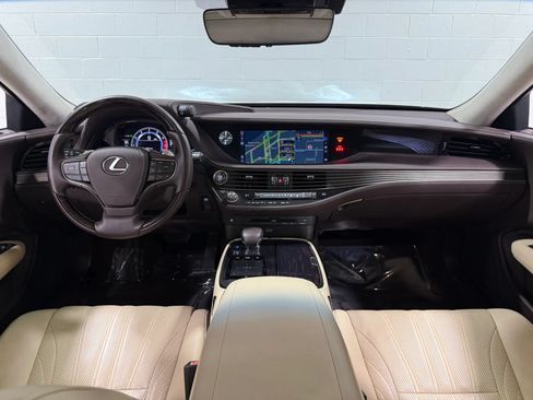 Used 2018 Lexus LS 500 AWD w/ Interior Upgrade Package image 22