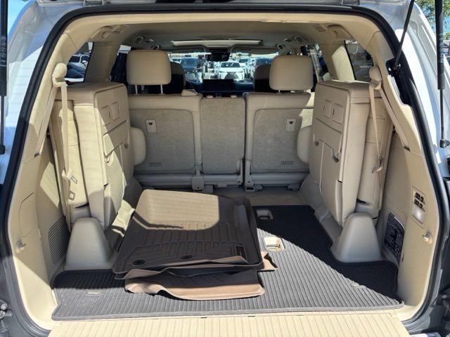 Used 2017 Lexus LX 570 4WD w/ Luxury Package image 26