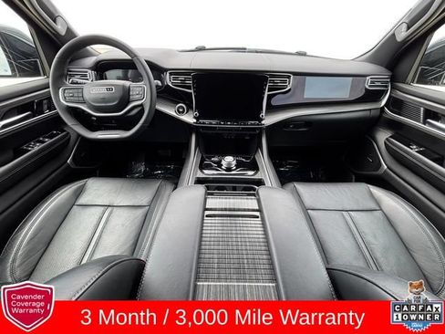 Used 2023 Jeep Wagoneer Series II w/ Flexible Seating Group AWD/4WD image 12