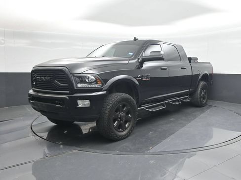 Used 2018 RAM 2500 Laramie w/ Sport Appearance Group AWD/4WD image 30