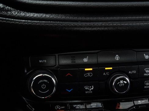 Used 2021 Dodge Durango GT AWD/4WD image 23