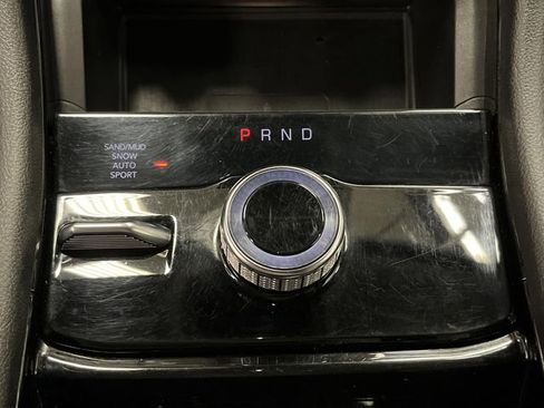 Used 2023 Jeep Grand Cherokee Limited w/ Luxury Tech Group II image 21