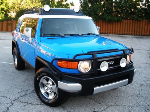 Used 2008 Toyota FJ Cruiser 4WD image 3