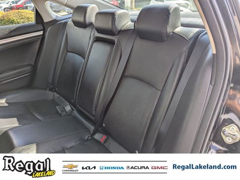 Used 2016 Honda Civic Touring image 14