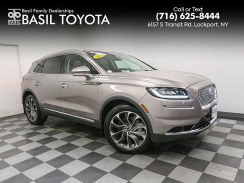 Used 2021 Lincoln Nautilus Reserve AWD/4WD image 1
