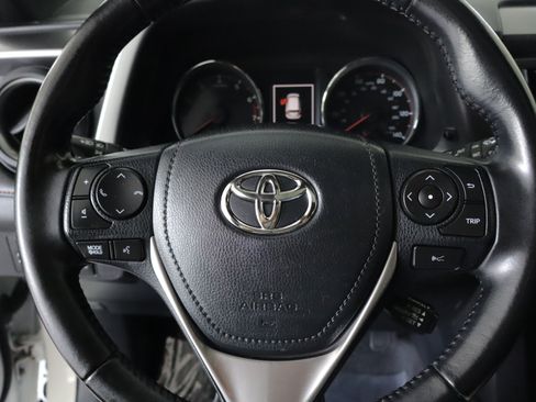Used 2018 Toyota RAV4 SE w/ Power Extra Value Package AWD/4WD image 14