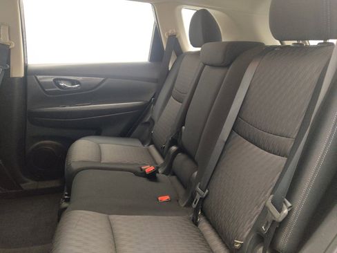 Used 2017 Nissan Rogue S AWD/4WD image 18