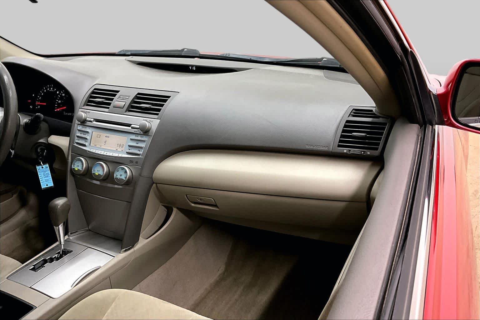 Used 2009 Toyota Camry LE FWD image 17