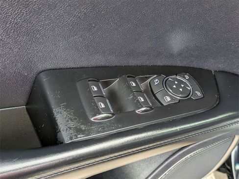 Used 2017 Lincoln MKX Reserve image 16