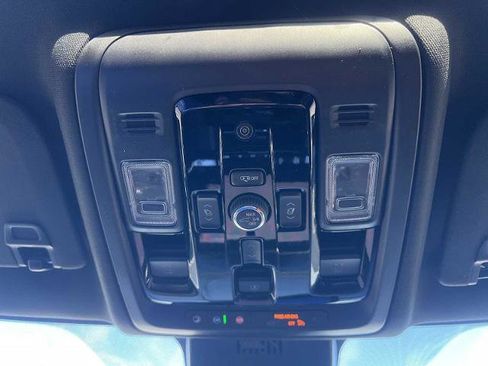 New 2026 GMC Yukon XL Denali image 12