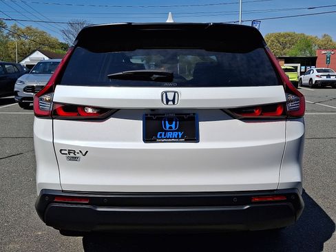 Used 2024 Honda CR-V EX-L image 5