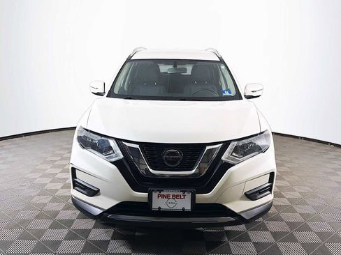 Certified 2018 Nissan Rogue SV image 2