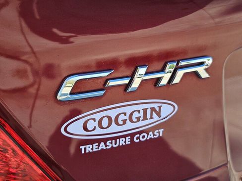 Used 2019 Toyota C-HR LE image 29