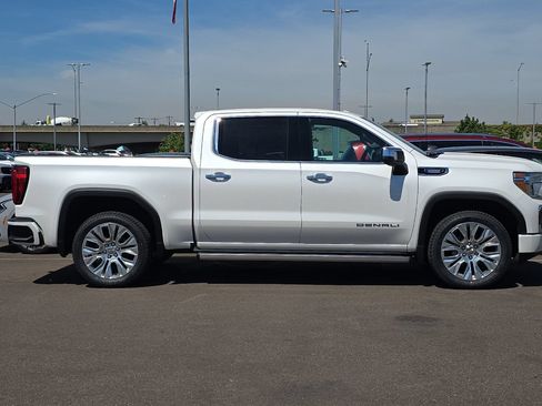 Used 2020 GMC Sierra 1500 Denali w/ Denali Ultimate Package AWD/4WD image 3