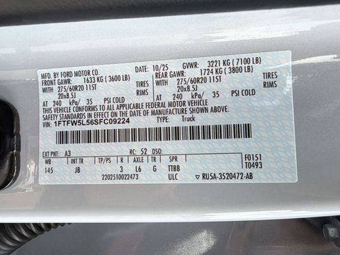 Used 2025 Ford F150 Lariat w/ Equipment Group 501A Mid image 19