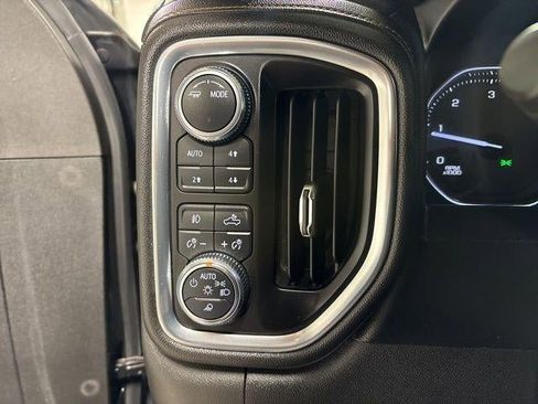 Used 2022 GMC Sierra 2500 AT4 w/ Gooseneck/5TH Wheel Package image 8