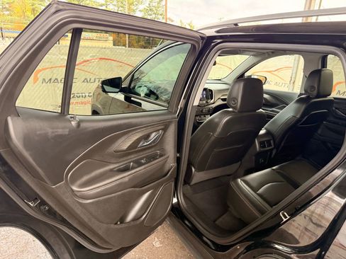 Used 2019 GMC Terrain SLT w/ Preferred Package image 17