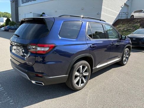 Used 2025 Honda Pilot Elite image 5