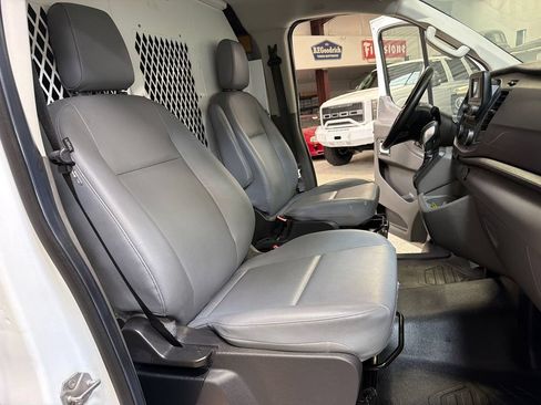 Used 2020 Ford Transit 250 Low Roof w/ Exterior Upgrade Package RWD image 31