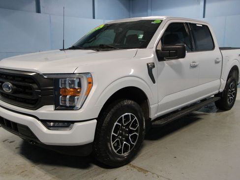Used 2022 Ford F150 XLT w/ Equipment Group 302A High image 27