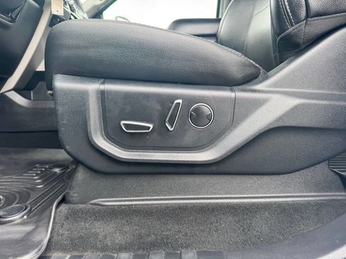 Used 2017 Ford F250 Lariat w/ FX4 Off-Road Package image 13