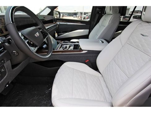 New 2026 Cadillac Escalade Platinum Sport w/ LPO, ONYX Package AWD/4WD image 6