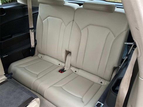 Used 2019 Audi Q7 2.0T Premium Plus w/ Premium Plus Package image 10