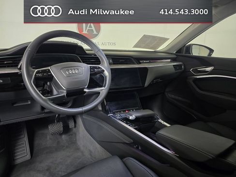 Used 2024 Audi Q8 e-tron Prestige w/ Prestige Package AWD/4WD image 23