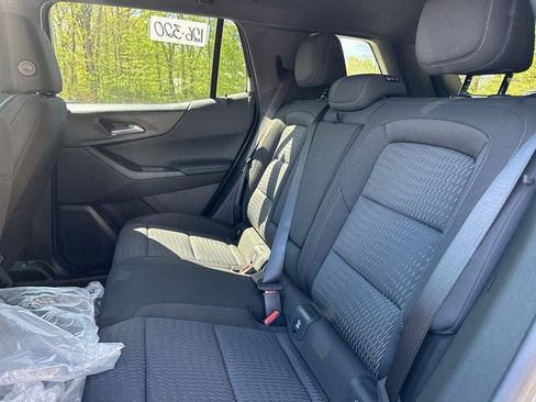 New 2026 Chevrolet Equinox LT w/ Safety and Technology Package AWD/4WD image 15