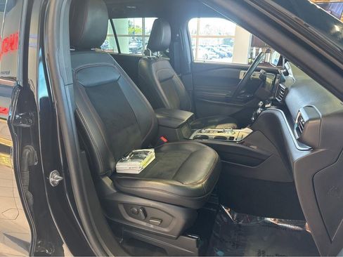 Used 2023 Ford Explorer ST-Line w/ Class IV Trailer Tow Package AWD/4WD image 29