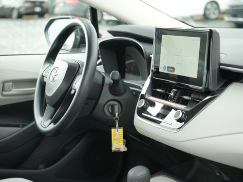 Used 2026 Toyota Corolla LE image 12